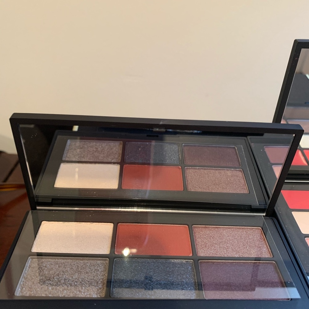 NARS Compacts - Picture 3 of 4